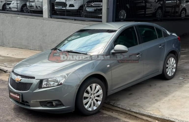 Chevrolet Cruze 1.8 LTZ 16v - Foto #2
