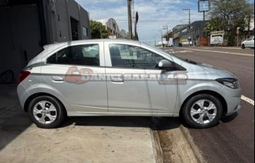 Chevrolet Onix 1.0 MPFi LT 8v - Foto #4
