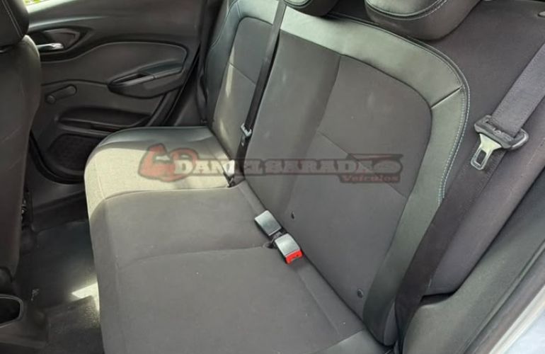 Chevrolet Onix 1.0 MPFi LT 8v - Foto #8
