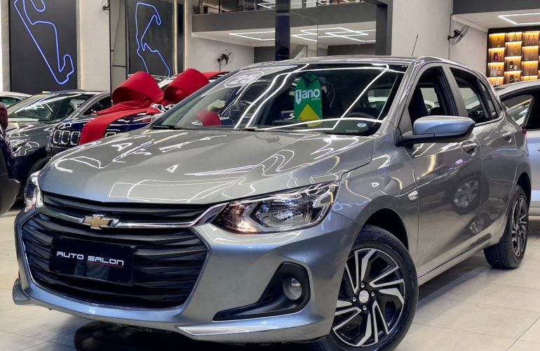 Chevrolet Onix 1.0 LT - Foto #3