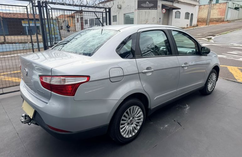 Fiat Grand Siena 1.4 MPi Attractive - Foto #2