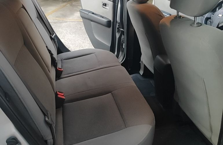 Nissan Sentra S 2.0 16V (flex) - Foto #10