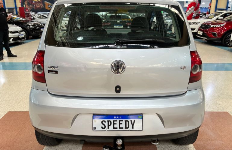 Volkswagen Fox 1.6 Mi Plus 8v - Foto #8