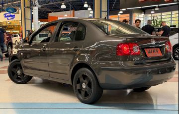 Volkswagen Polo Sedan 1.6 Mi 8v - Foto #6