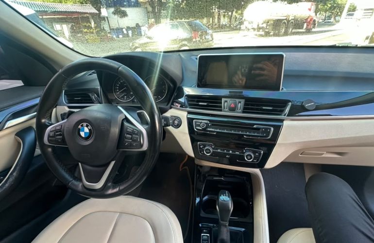 BMW X1 2.0 sDrive20i X-Line ActiveFlex - Foto #2