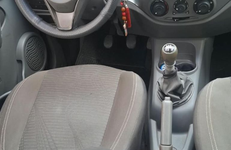 Fiat Palio Attractive 1.4 8V (Flex) - Foto #3