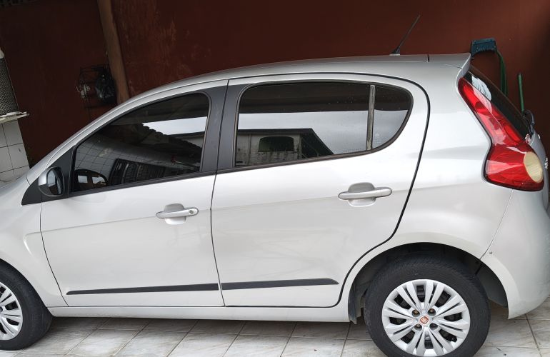 Fiat Palio Attractive 1.4 8V (Flex) - Foto #6