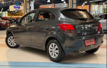 Chevrolet Onix 1.0 MPFi Joy 8v - Foto #4