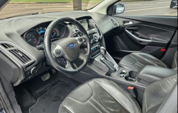 Ford Focus Fastback Titanium 2.0 PowerShift - Foto #9