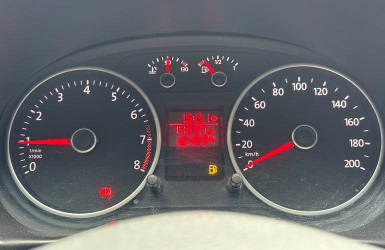 Volkswagen Gol 1.0 Mi 8v - Foto #9