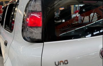 Fiat Uno 1.0 Fire Attractive - Foto #4
