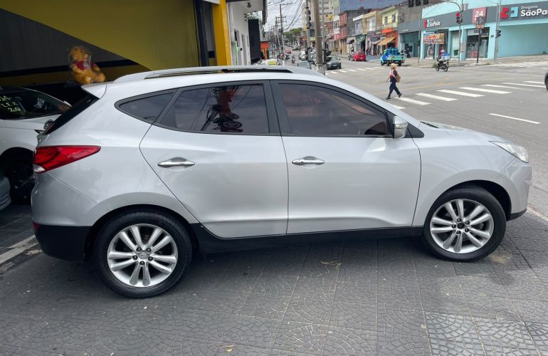 Hyundai Ix35 2.0 MPi 4x2 16v - Foto #2