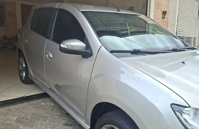 Renault Sandero GT Line 1.0 12V SCe (Flex) - Foto #5