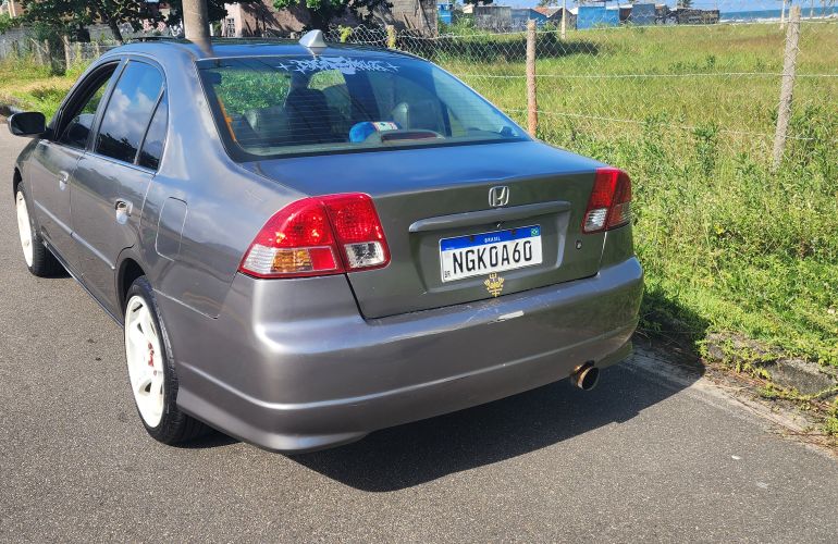 Honda Civic Sedan LX 1.7 16V - Foto #4