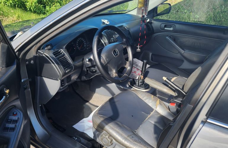 Honda Civic Sedan LX 1.7 16V - Foto #8