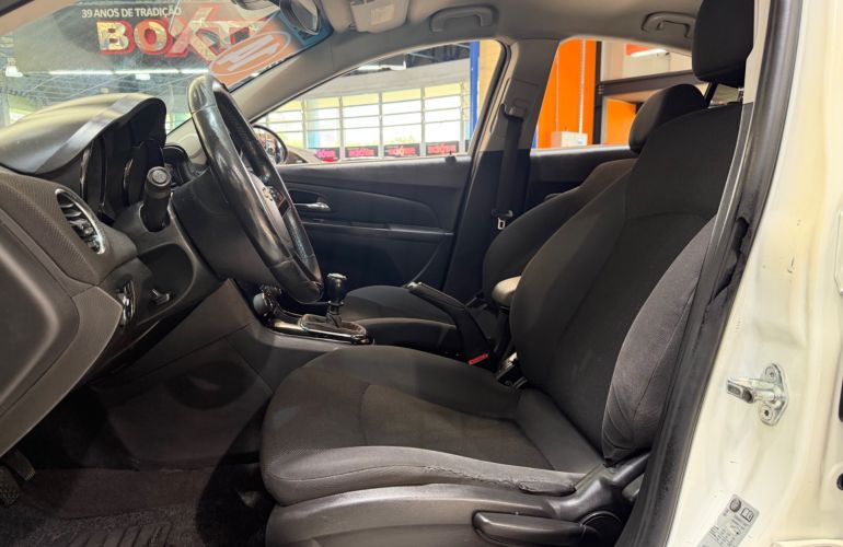 Chevrolet Cruze 1.8 LT 16v - Foto #10
