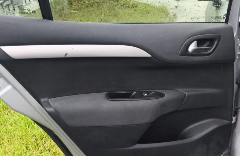 Citroën C4 Lounge Origine 2.0 16V (Aut) - Foto #6