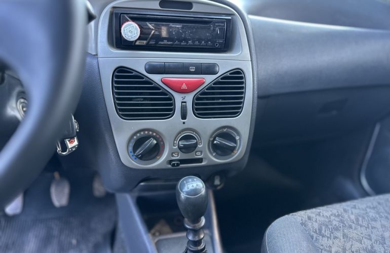 Fiat Palio Fire 1.0 8V 4p - Foto #9