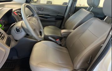 Hyundai Tucson 2.0 MPFi GLS Base 16V 143cv 2wd - Foto #5