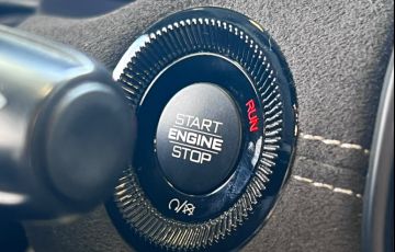Jeep Commander 1.3 T270 Turbo Overland - Foto #7