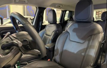 Jeep Renegade 1.3 T270 Turbo Longitude - Foto #7