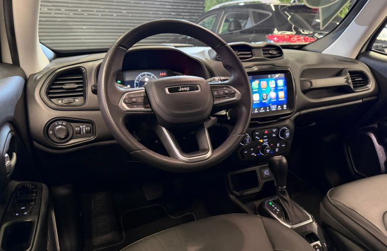 Jeep Renegade 1.3 T270 Turbo Longitude - Foto #9