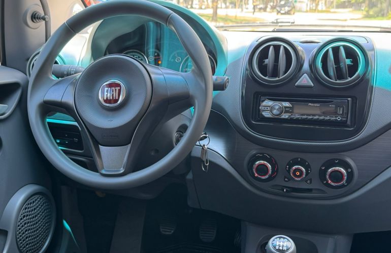 Fiat Palio 1.4 MPi Attractive 8v - Foto #5