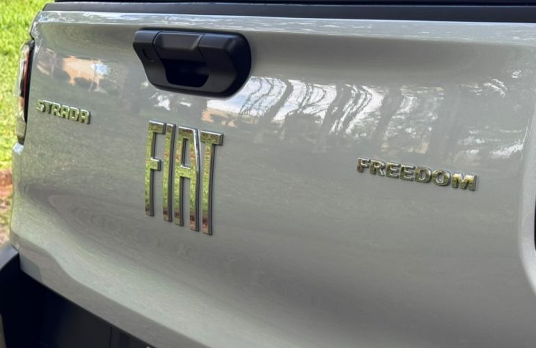 Fiat Strada 1.3 Cabine Dupla Freedom - Foto #4