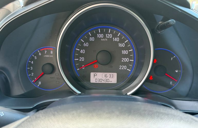 Honda Fit 1.5 LX 16v - Foto #4