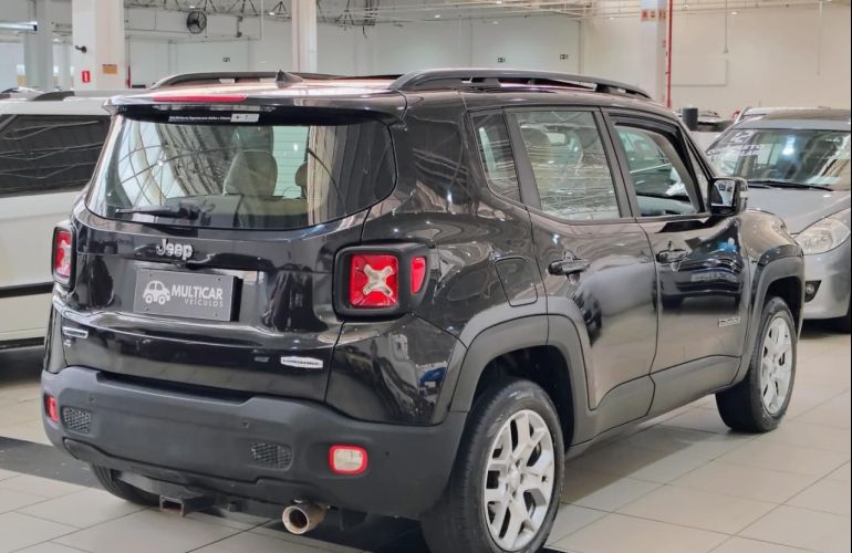 Jeep Renegade 2.0 16V Turbo Longitude 4x4 - Foto #4
