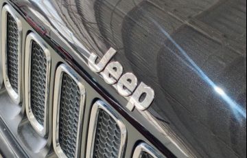 Jeep Renegade 2.0 16V Turbo Longitude 4x4 - Foto #6