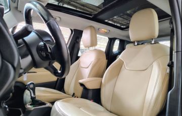 Jeep Renegade 2.0 16V Turbo Longitude 4x4 - Foto #7