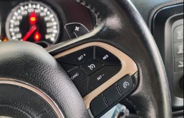 Jeep Renegade 2.0 16V Turbo Longitude 4x4 - Foto #9