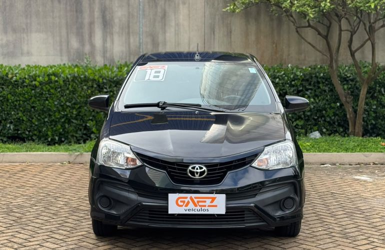 Toyota Etios 1.5 Xs Sedan 16v - Foto #2