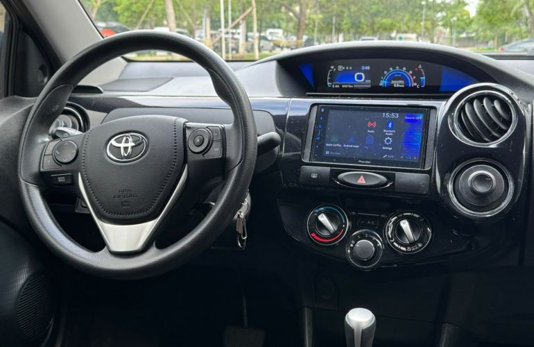 Toyota Etios 1.5 Xs Sedan 16v - Foto #5
