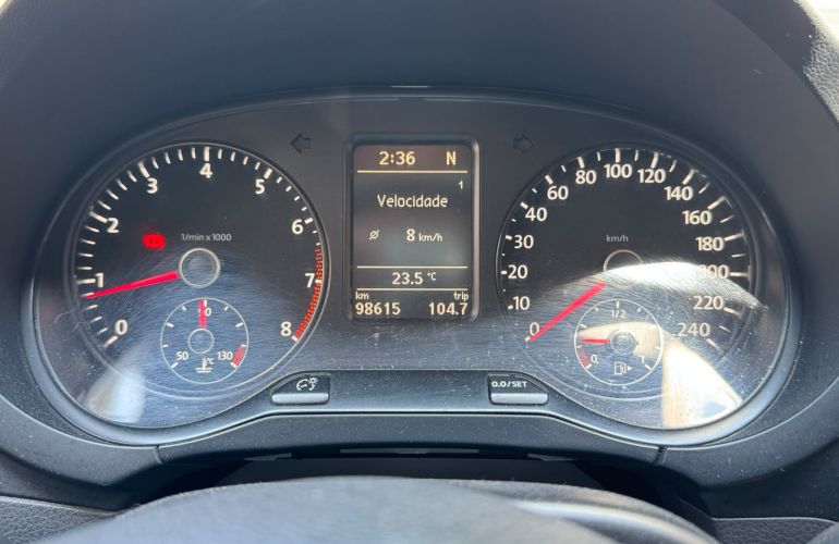Volkswagen Fox 1.6 Mi 8v - Foto #4