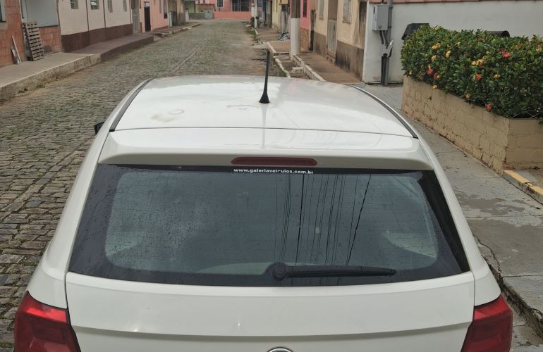 Volkswagen Gol 1.6 MSI Comfortline (Flex) - Foto #9
