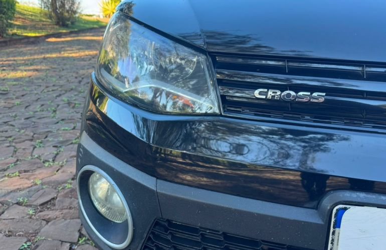 Volkswagen Saveiro Cross 1.6 16v MSI CE (Flex) - Foto #5