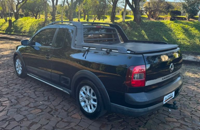 Volkswagen Saveiro Cross 1.6 16v MSI CE (Flex) - Foto #6