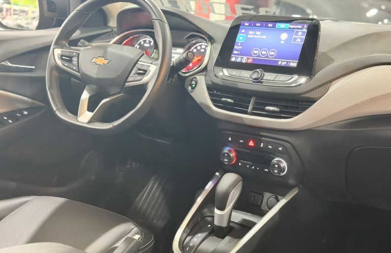 Chevrolet Onix 1.0 Turbo Plus Premier - Foto #10