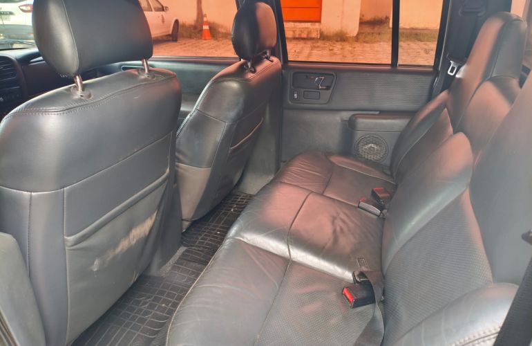 Chevrolet S10 Executive 4x4 2.8 Turbo Electronic (Cab Dupla) - Foto #2