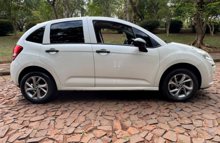 Citroën C3 Origine 1.5 8V (Flex) - Foto #4