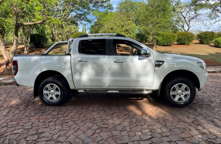 Ford Ranger 2.5 Flex 4x2 CD XLT - Foto #2