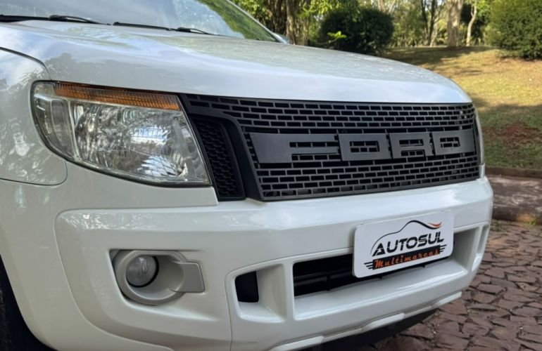 Ford Ranger 2.5 Flex 4x2 CD XLT - Foto #4