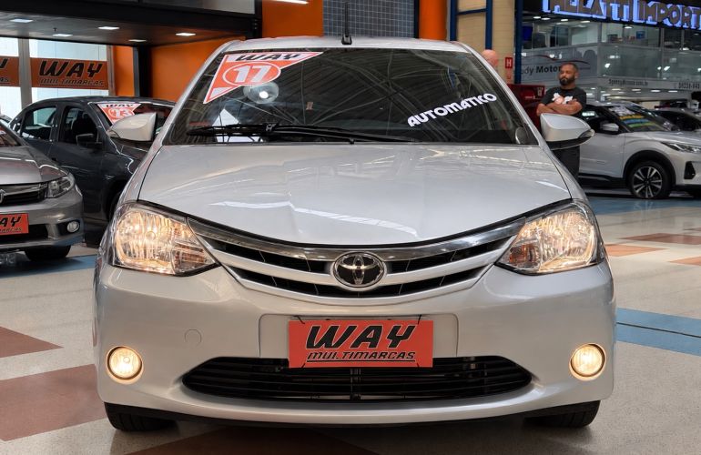 Toyota Etios 1.5 Xls Sedan 16v - Foto #2