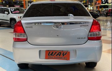 Toyota Etios 1.5 Xls Sedan 16v - Foto #8
