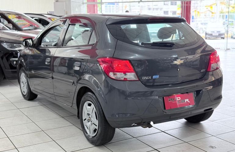 Chevrolet Onix 1.0 MPFi Joy 8v - Foto #4
