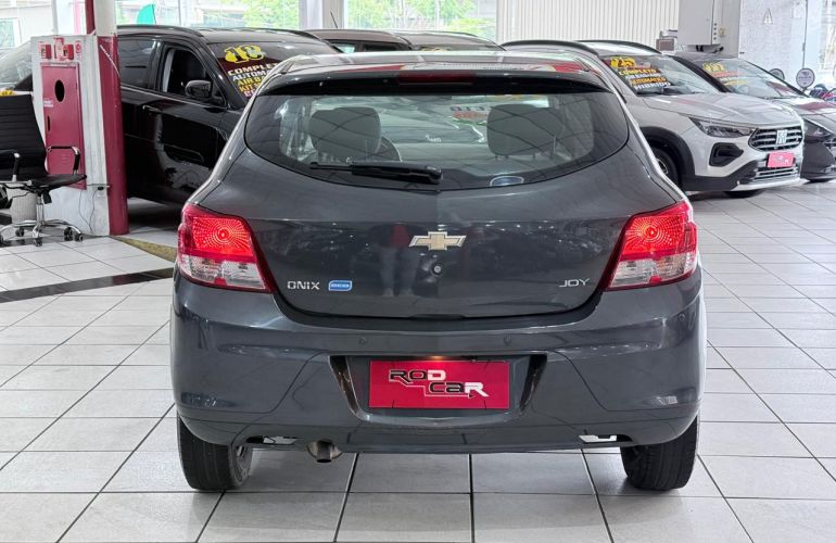Chevrolet Onix 1.0 MPFi Joy 8v - Foto #5