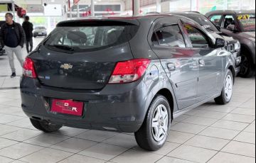 Chevrolet Onix 1.0 MPFi Joy 8v - Foto #6