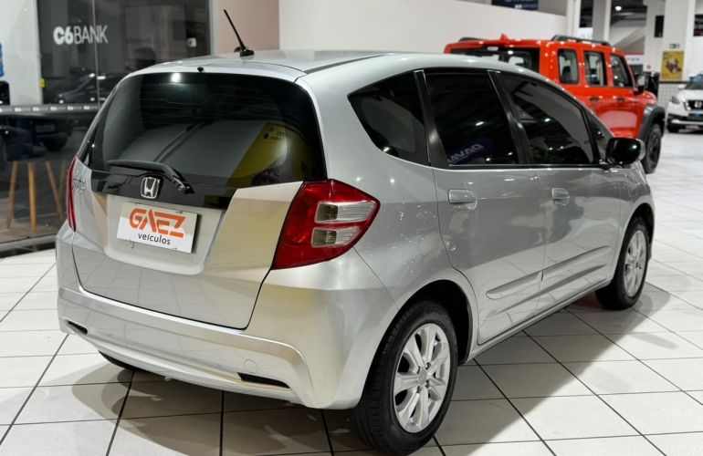 Honda Fit 1.4 LX 16v - Foto #4